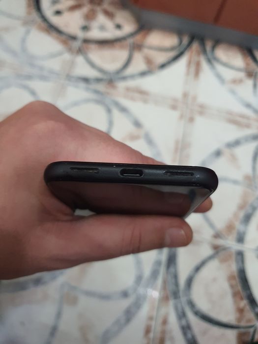 Google pixel 4  6/64 gb E-SIM.