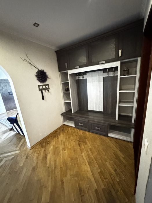 Продаж 4-х кімнатної квартири в м. Ківерці