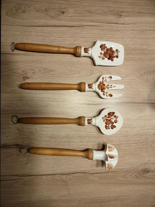 ZESTAW porcelanowo drewnianych przyborów kuchennych
