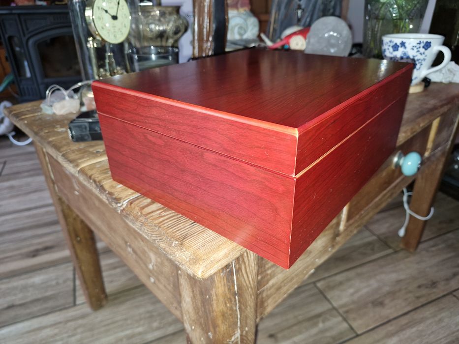 Humidor na cygara cedrowy
