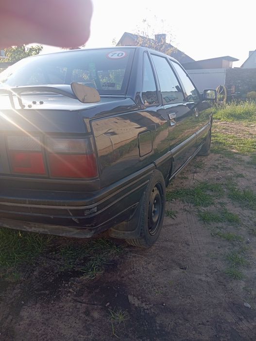 Продам Renault 21