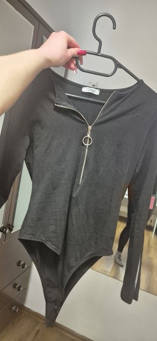 Czarna bluzka body z zamkiem S/M
