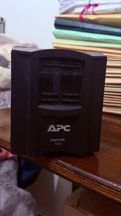 Ups smart ups 750