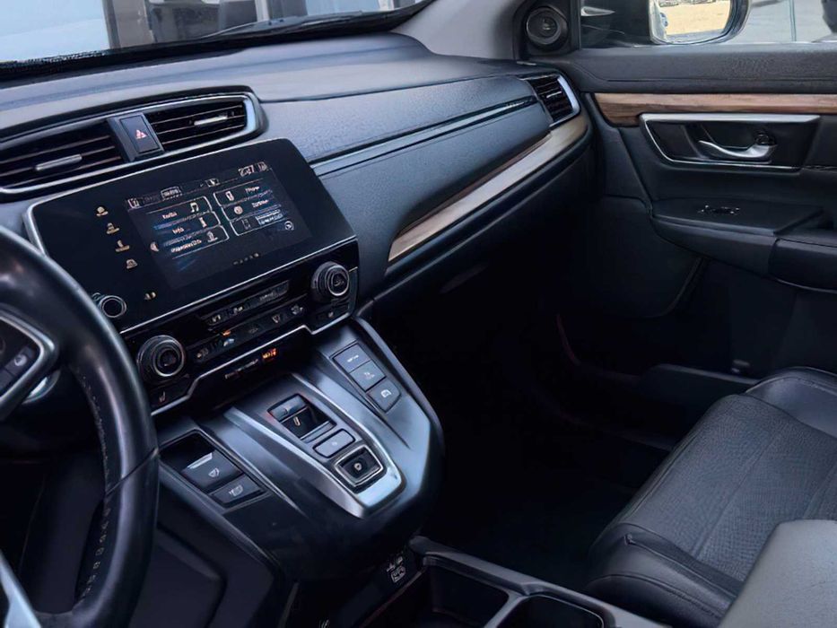 Honda CR-V Hybrid      2021