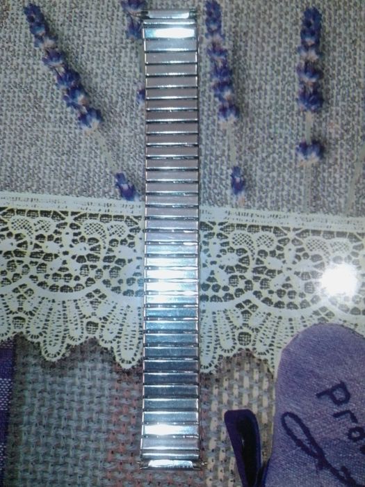 Ремешки к наручным часам