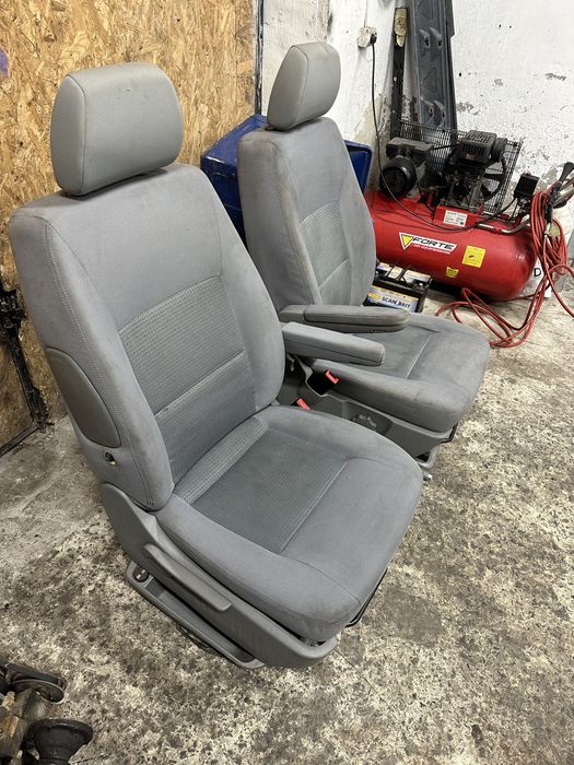 Сидіння сиденья сидушка т5 VW T5