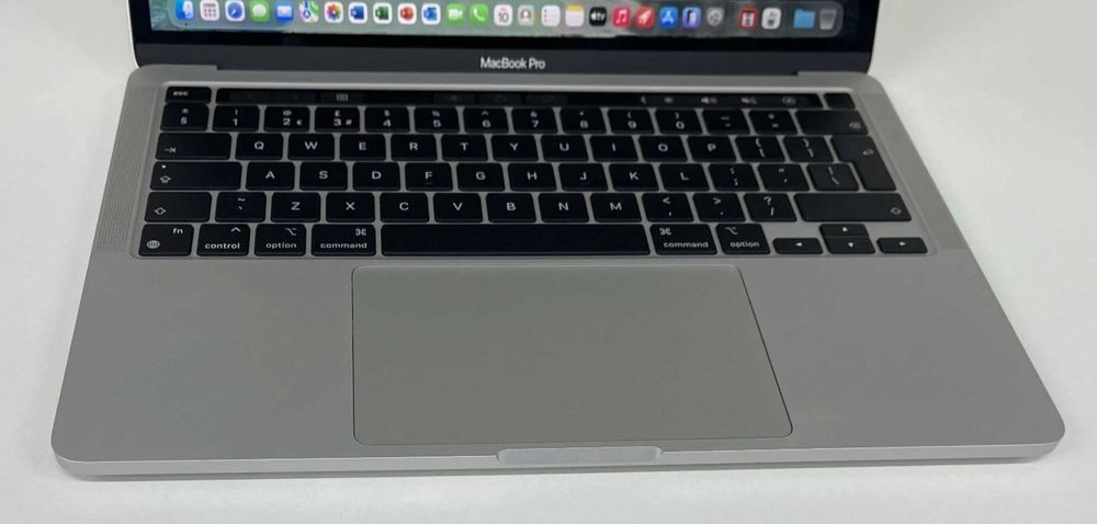 MacBook Pro 13” 2020 Intel i7 / 16GB RAM / 512GB SSD / 4 Thunderbolt Ports