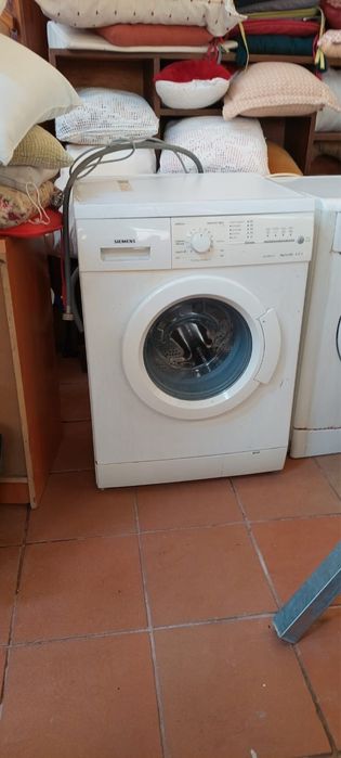 Maquina de lavar roupa Siemens
