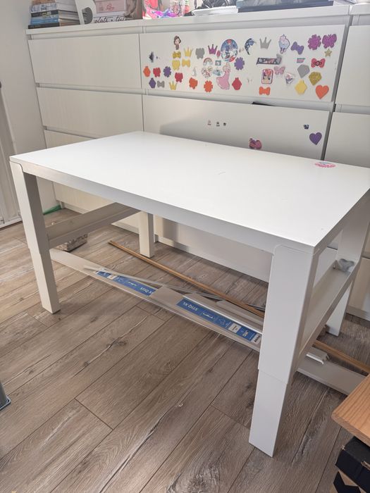 Biurko regulowane Ikea