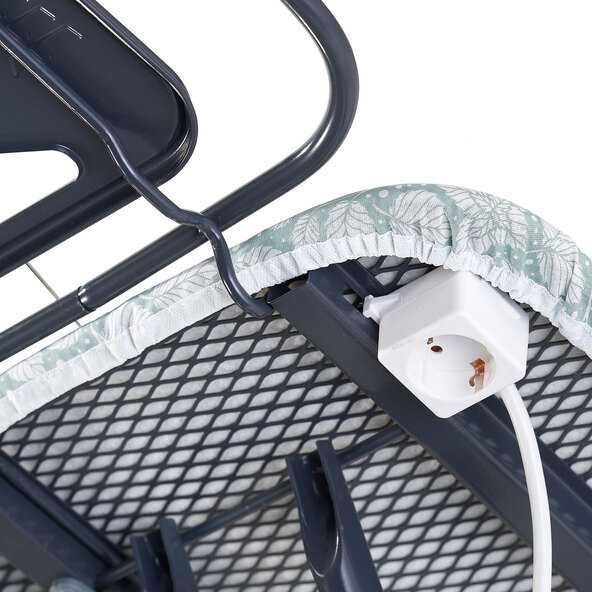 deska do prasowania home z gniazdem czarne biale