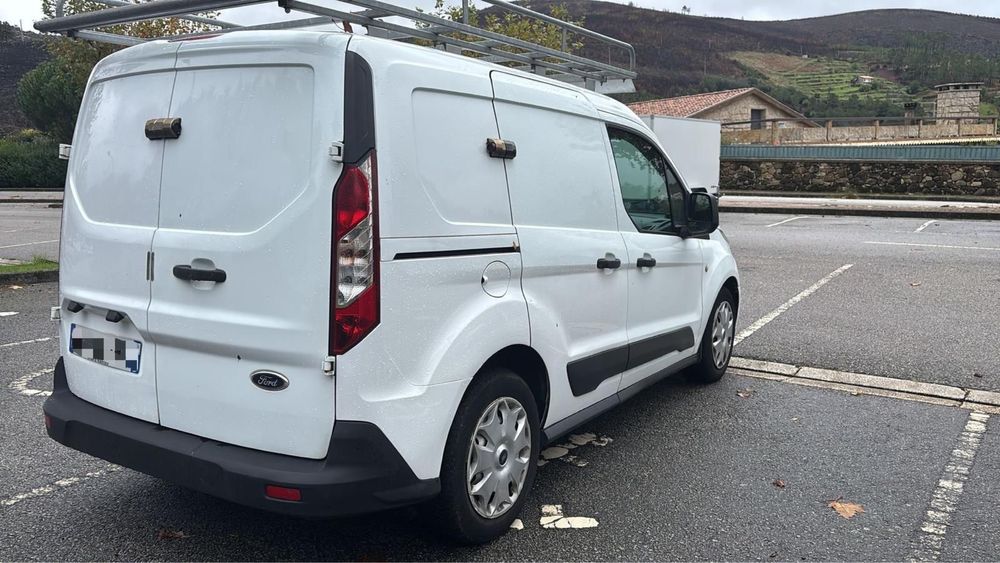 Ford transit connect(IVA DEDUTIVEL)