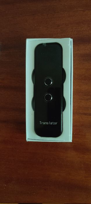 Elektroniczny tłumacz mowy (translator)