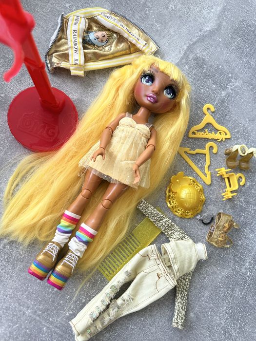 Lalka rainbow high sunny