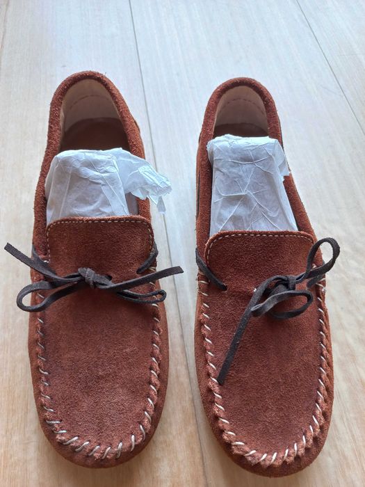 Mocassins em camurça - nr 34