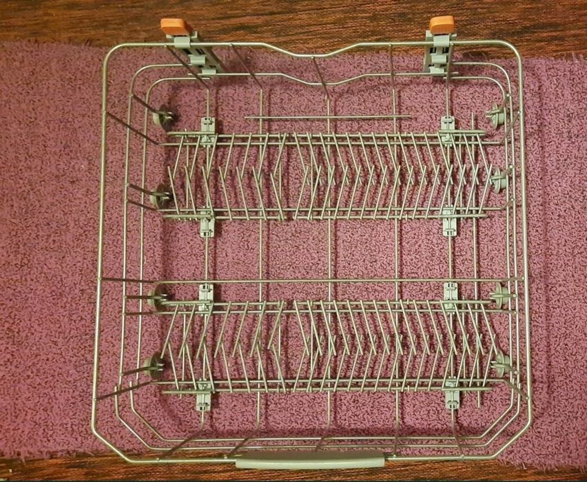 Корзина нижняя посудомойка Аристон Hotpoint Ariston ПММ кошик