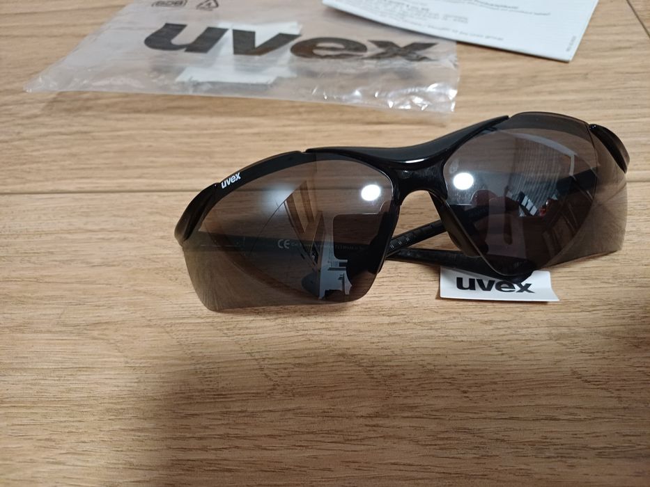 Nowe okulary Uvex 223 cat.3