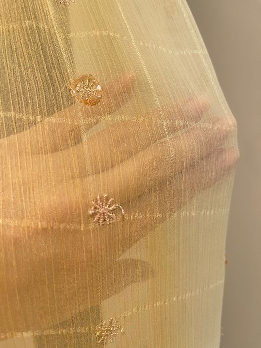 Вишита тканина тюль штора розшита бісером