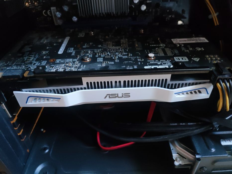 PC składak używany z dużą ilością RAM