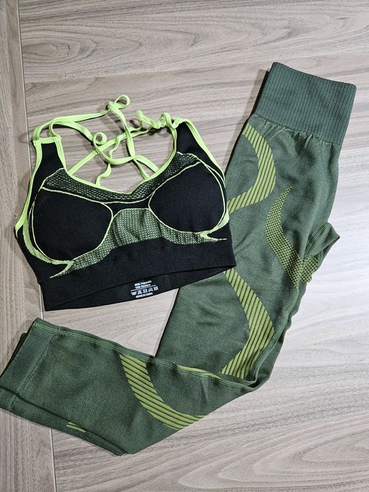 Conjunto Calças Leggings + Sutiã