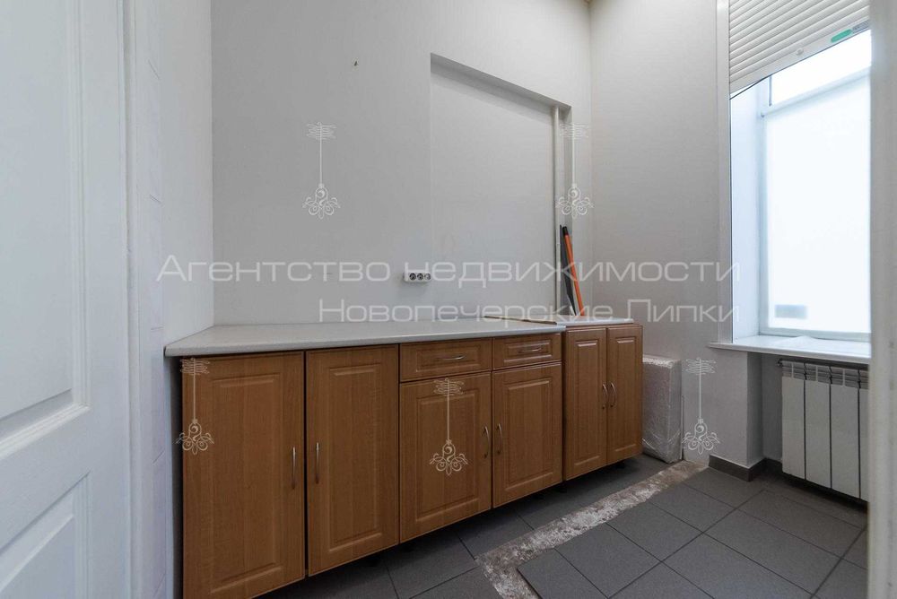 Ексклюзивне приміщення - Гет. Павла Скоропадського, 17А Льва Толстого