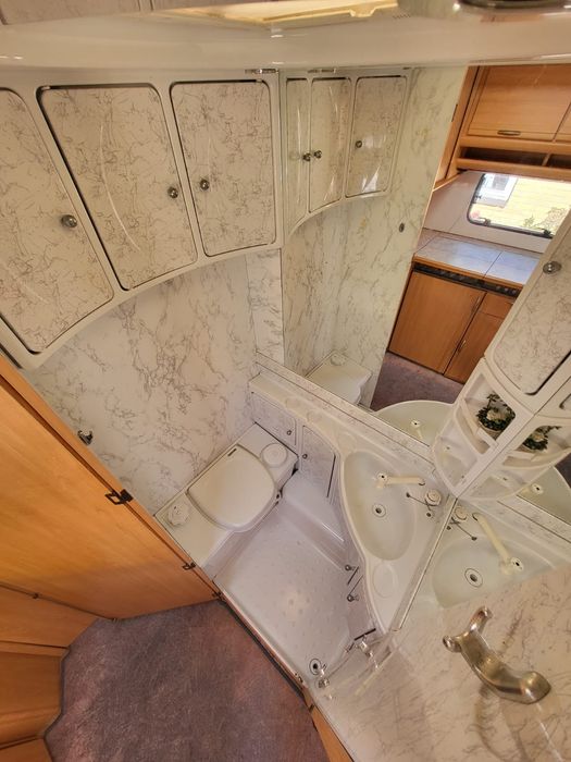 Przyczepa kempingowa LMC Luxus 495