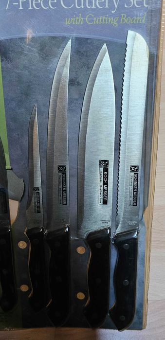 Conjunto 5 facas de cozinha e tábua