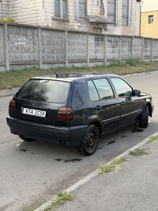 VW Golf 3 бляха 1.6