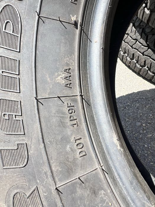 LT 275 70R18 125/122S Pawer Lender A/T