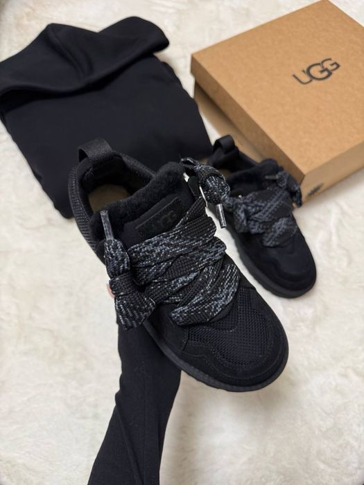UGG LOWMEL Sneaker Black