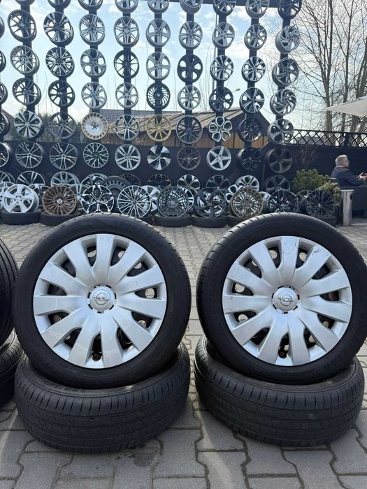 Felgi stalowe z kołpakami 17" 5x115 7j et44 225/50/17 z 2019 r.