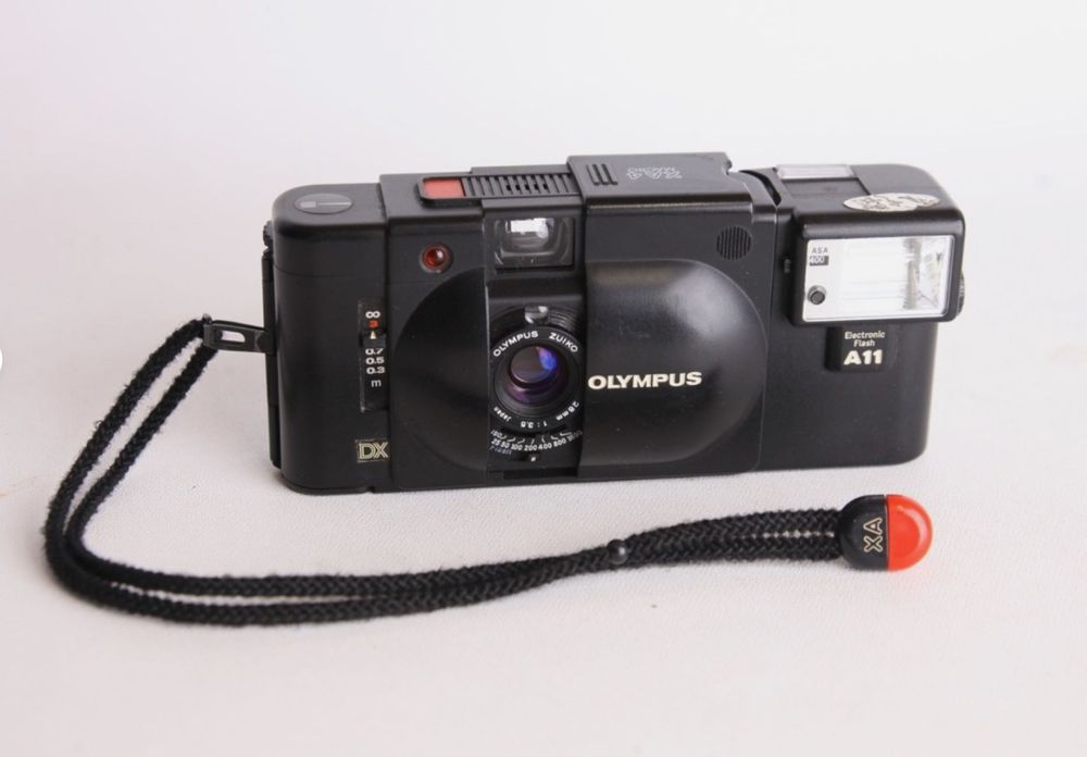 Olympus xa4 + flash A11