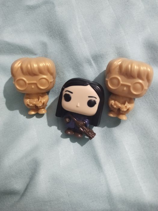 Обміняю фігурки з Кіндер Джой колекція Гаррі Поттер квідич