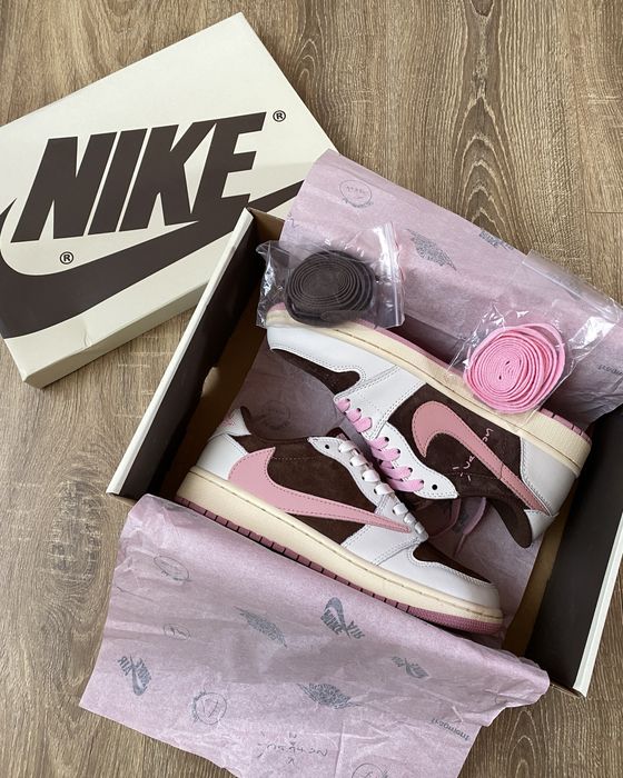 Кросівки Nike Air Jordan x Travis Scott Cactus Jack Brown&Pink: 2