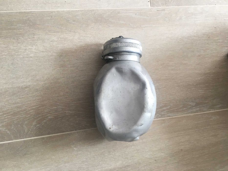 Manierka wojskowa 1978