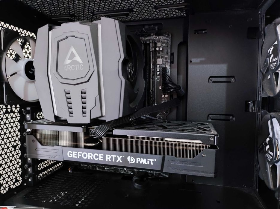 PC Gaming RTX 4070478336591919196162