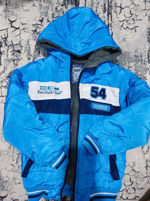Куртка фірмова тепла дитяча 5 р.