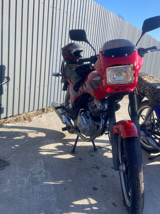 Продам мотоцикол вайпер 150 народу вкладень не потребує