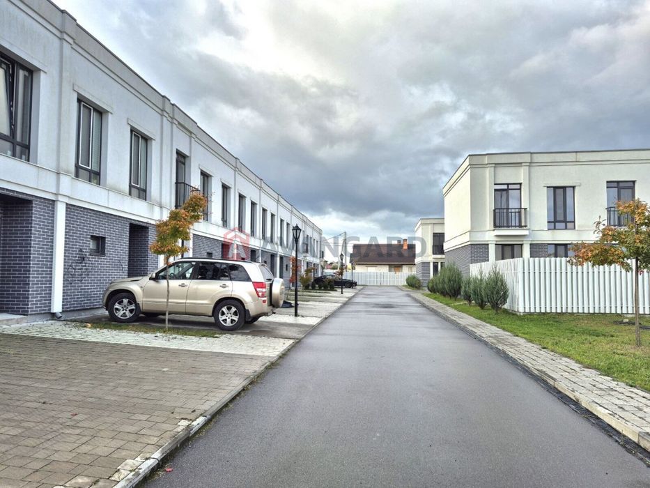 Таунхаус з ремонтом, с.Нові Петрівці, Київська обл.