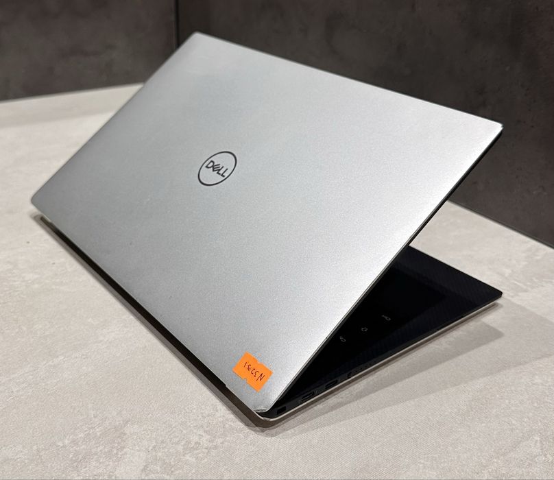 Ноутбук Dell XPS P82G 13.3" 16/256GB SDD i7-10510! N3291
