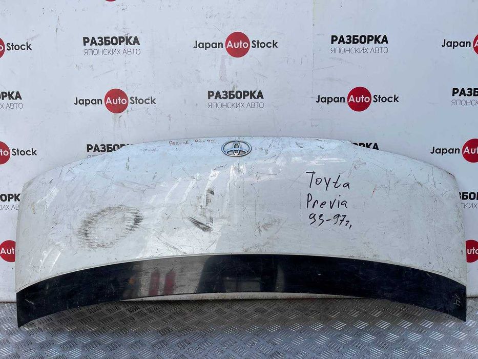 Капот Toyota Previa, год 1992-2000
