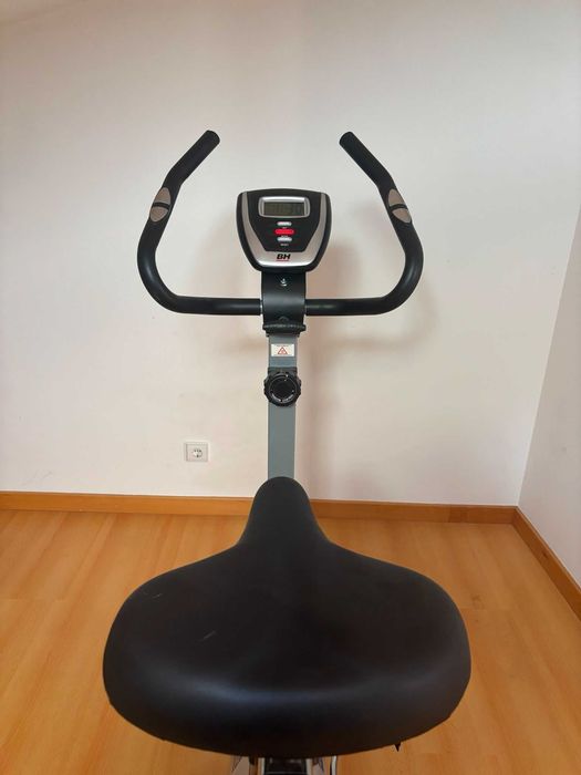 Bicicleta fitness - BH Artic dual - Excelente estado