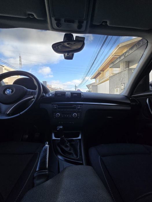 BMW 118d 143cv | Xenon | Bancos Aquecidos | Jantes 18