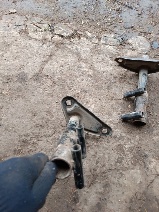 Кронштейн кріплення бампера ауді а4 б5