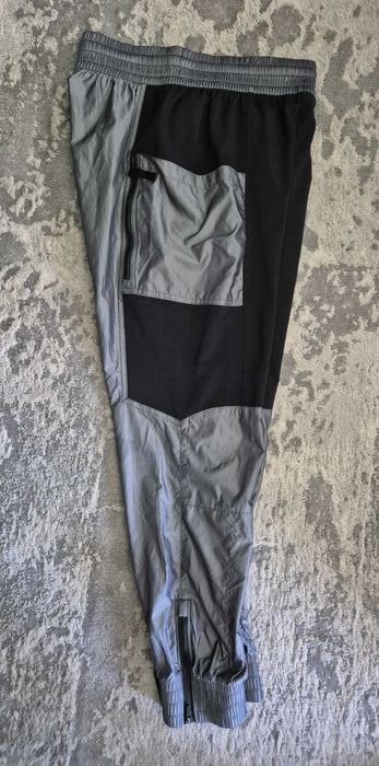 Nike Spodnie dresowe funkcyjne r. S