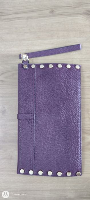 Продам кожаный клатч VIF