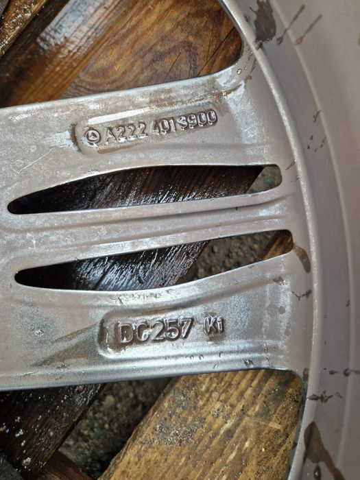 Felga Aluminiowa Mercedes w222 8,5Jx20 et35