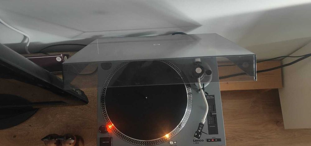 Leitor de Vinil ( Lenco L-3808 )