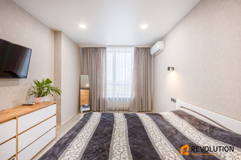 Без %, Продаж 1 кімн Жк Світло парк, з ремонтом, 10 хв пішки  до метро