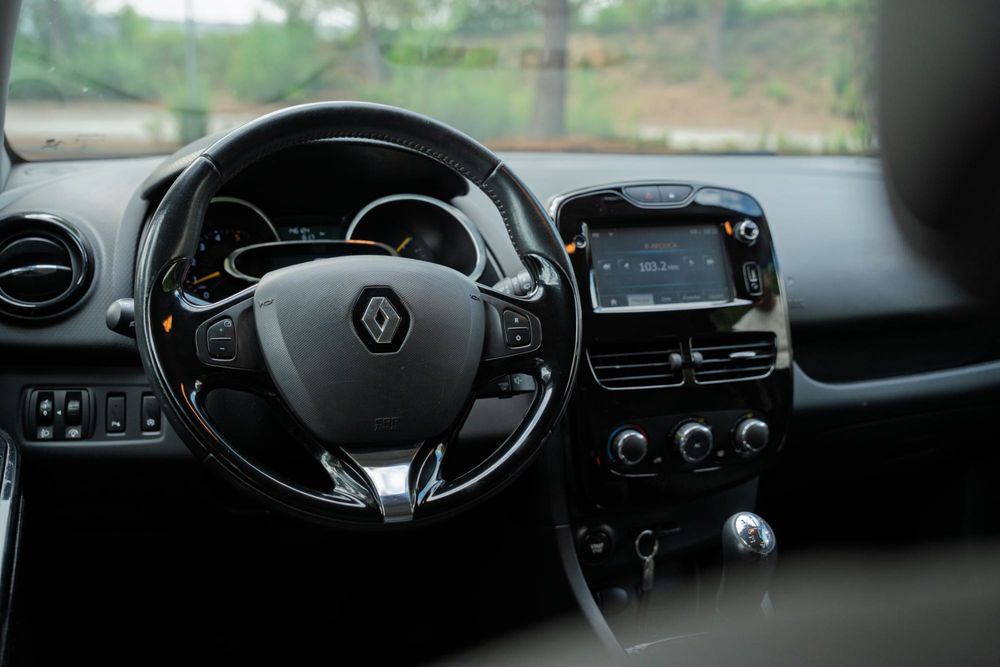 Renault Clio 1.5 dCi | 145.000 km | Oportunidade | Dez/2014