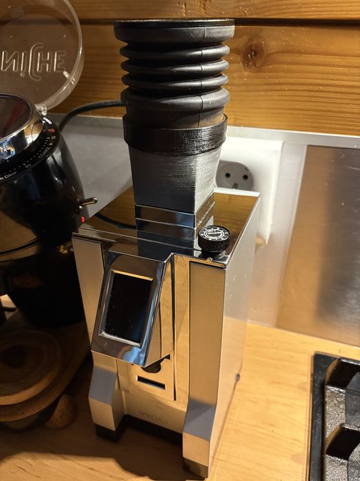 Mlynek do kawy Eureka Mignon Specialita + nowe żarna